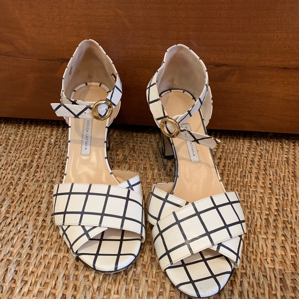 BIONDA CASTANA Black Mid Heel Checked Sandals - Picture 4 of 5